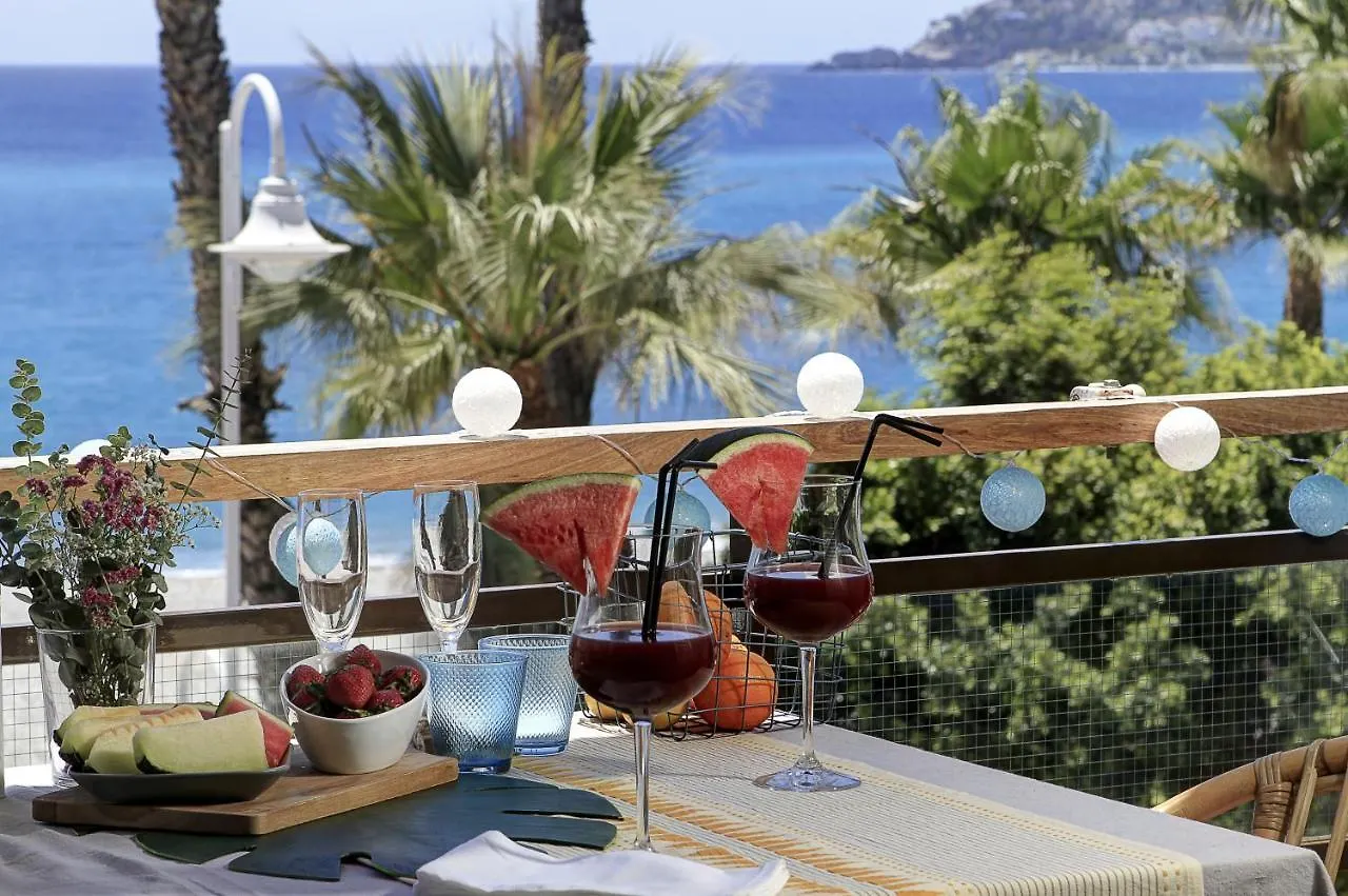Apartment Precioso Y Exclusivo Apartamento En 1º Linea De Playa Con Parking Almunecar Spain